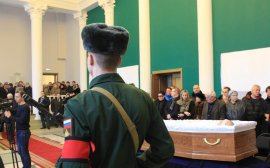 Иван Белозерцев принял участие в траурном митинге в память о Вячеславе Сатине