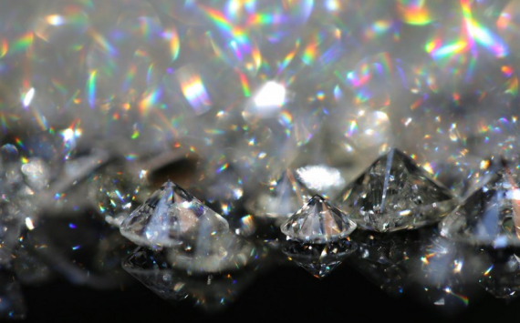 Моисеев: Санкции на российские алмазы приведут к их замещению синтетикой